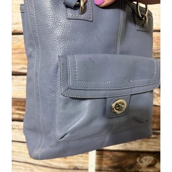 Vintage Blue Coach Penelope Shoulder Bag Purse Leather Bag Charm  *READ* - Picture 6 of 16
